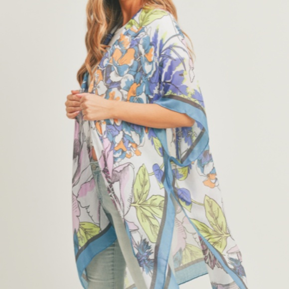 "The Randi" Blue Floral Print Boho Kimono - Picture 3 of 5